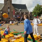 Targ serowy w Alkmaar jest niezwykłym widowiskiem
