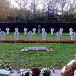 cmentarz wojskowy w Axel fot Krzysztof Piotrowski