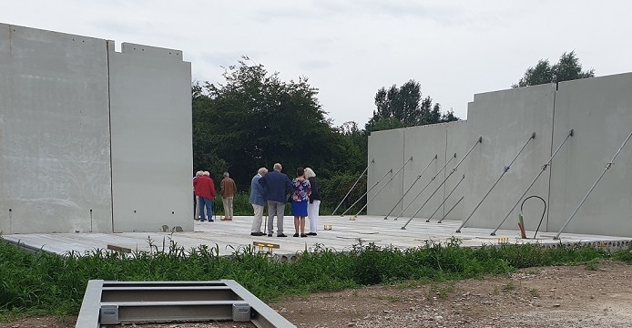 Budowa w toku Memorialu gen. Maczka w Bredzie 17-8-2018 fot. Polonia.nl_kl4