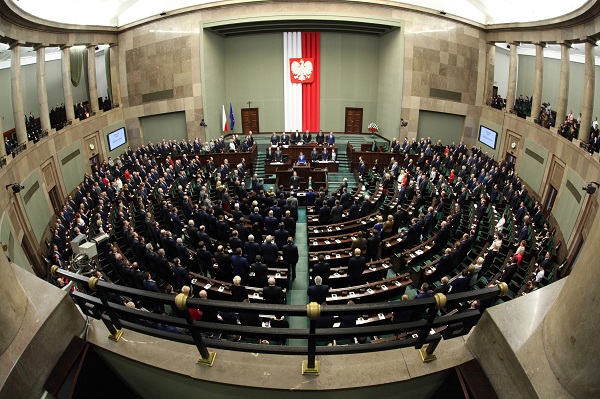 Sejm RP 2015 Kancelaria Senatu Rzeczypospolitej Polskiej Wikimedia Commons srednie